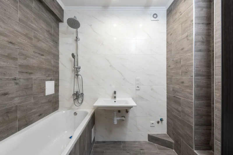 El origen del mal olor en tu baño: sifones y desagües como fuente del problema y cómo resolverlo de forma natural